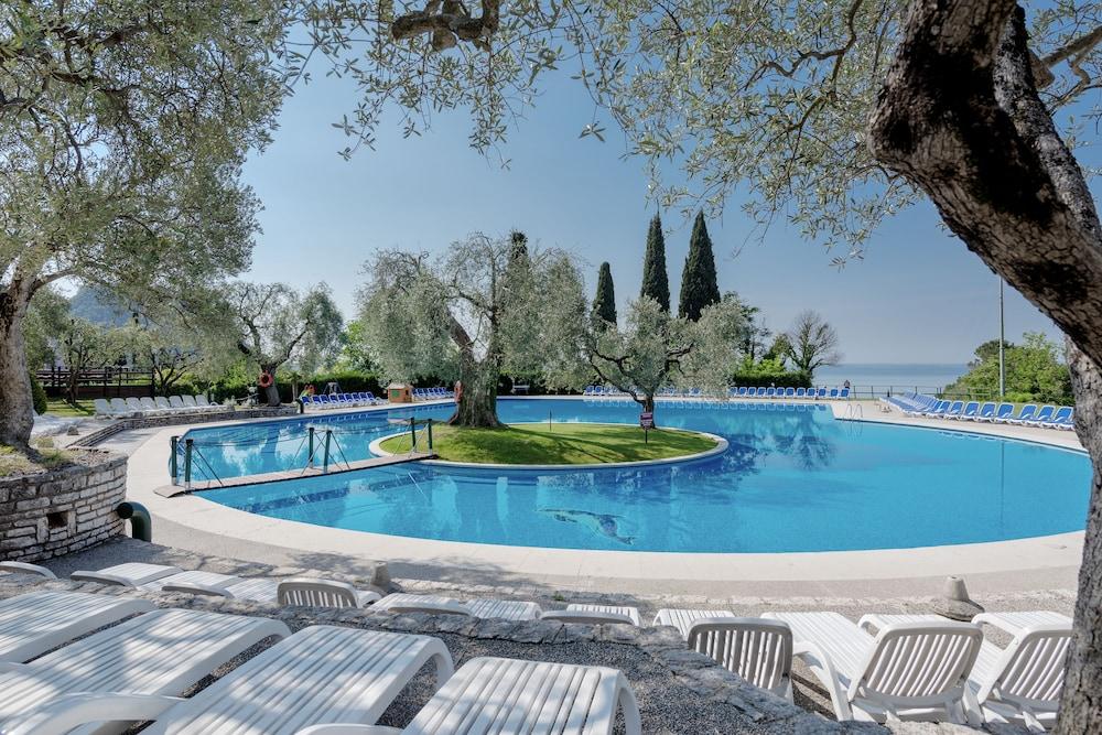 Hotel Marco Polo Гарда Экстерьер фото